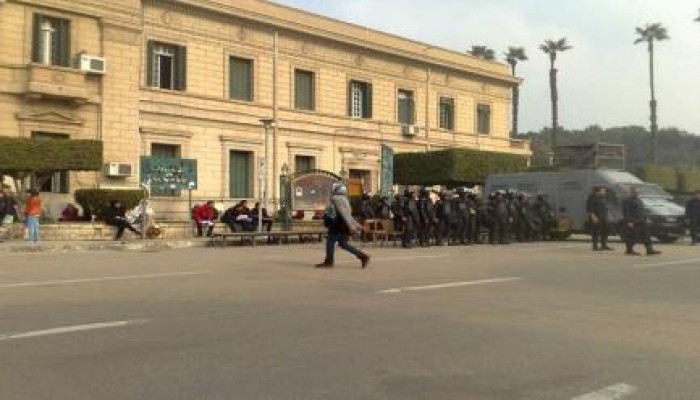 أمن الانقلاب يتمركز داخل جامعة القاهرة