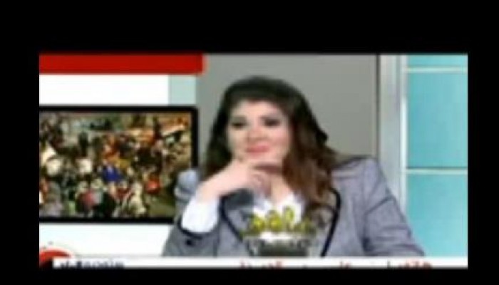 بالفيديو  فضيحة..رولا خارسا تصفق وتهلل لمتصل يطالب بإعلان وفاة ثورة 25 يناير