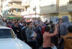 بالفيديو.. وقفة مفاجئة لطلاب ضد الانقلاب في أهم شوارع كفر الشيخ