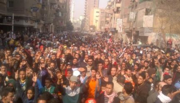 مئات الآلاف يخرجون بمسيرات حاشدة بالمطرية و سط هتافات " الشعب يريد إسقاط النظام "