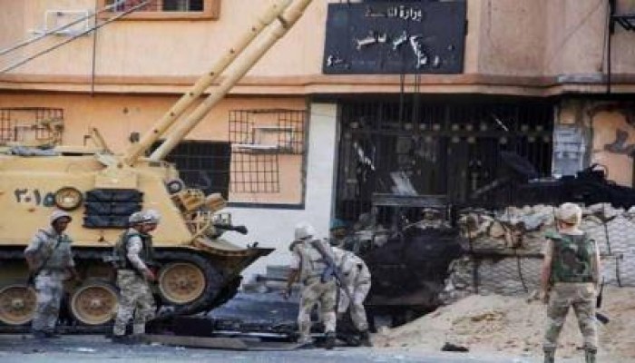 هجوم بالهاون على معسكر الجيش بالشيخ زويد والجيش يرد بالأسلحة الثقيلة