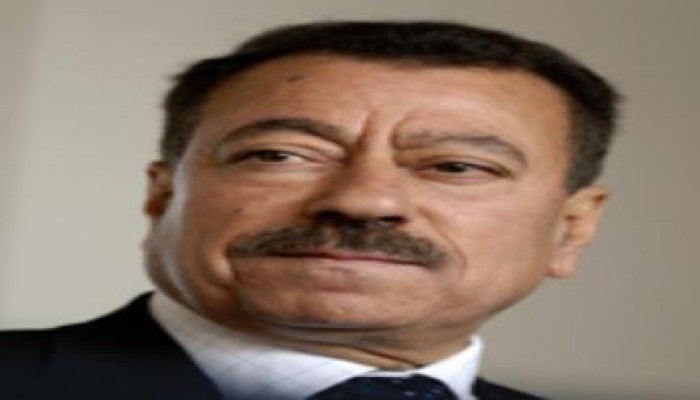 "عبد البارى عطوان" يكتب: المشير السيسي يرقي نفسه.. ويخلع البدلة العسكرية