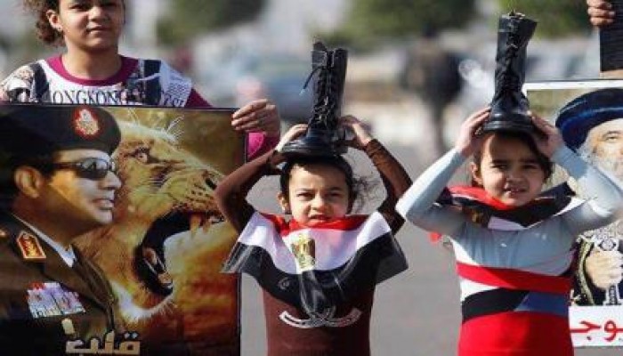 فاينانشال تايمز "البريطانية": موجة من الاضطراب العقلي الجماعي تضرب مصر