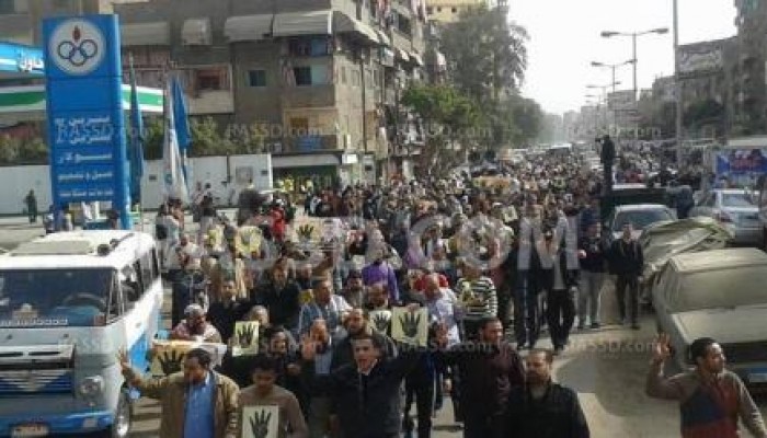 انطلاق مسيرة شبرا الخيمة اﻻن بمحطة التعاون بالمطرية لرفاض الانقلاب العسكري