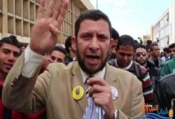 "معجزة" .. نجاح عملية جراحية "بملعقة بلاستيك" داخل سجون الإنقلاب
