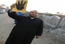 سلاسل بشرية ضد الإنقلاب بطول طريق "بني سويف - القاهرة" الزراعي