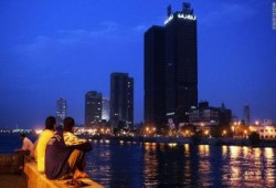 المالية: ارتفاع الدين الداخلي في عهد حكومة الانقلاب ليصل لـ 215 مليار دولار حتى نهاية 2013