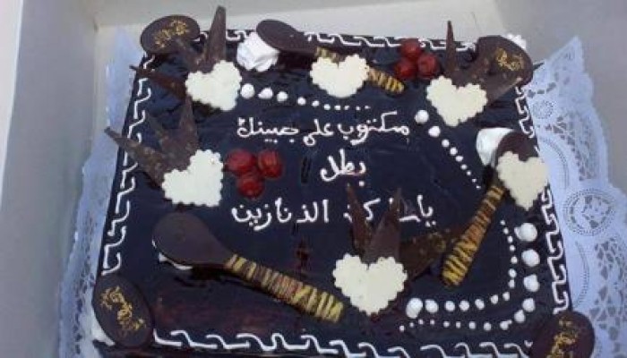 احتجاز سيدتين خلال زيارة بسجن قنا بسبب "كعكة"