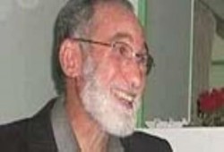 استشهاد د/ محمد الغزﻻني أحد أطباء كرداسة داخل المعتقل