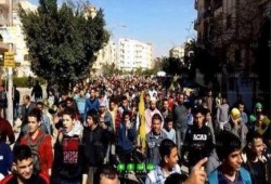 حشود مهولة في مسيرة اكتوبر رفضا للانقلاب العسكري