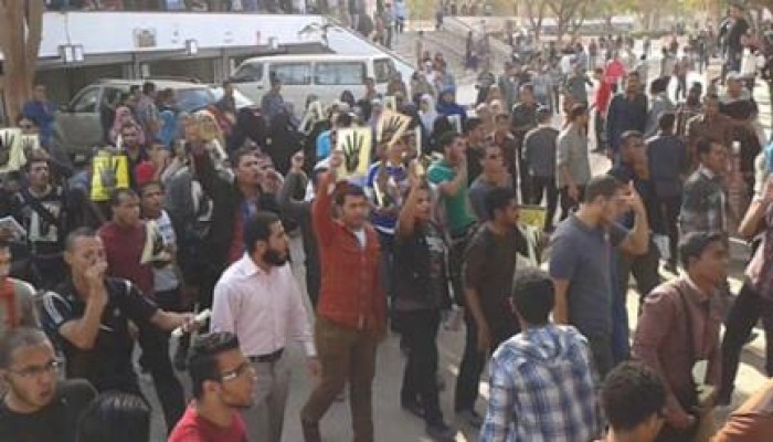 (بالفيديو) .. مسيرة مؤيدة للشرعية بقطور - غربية تجبر الامن علي التراجع