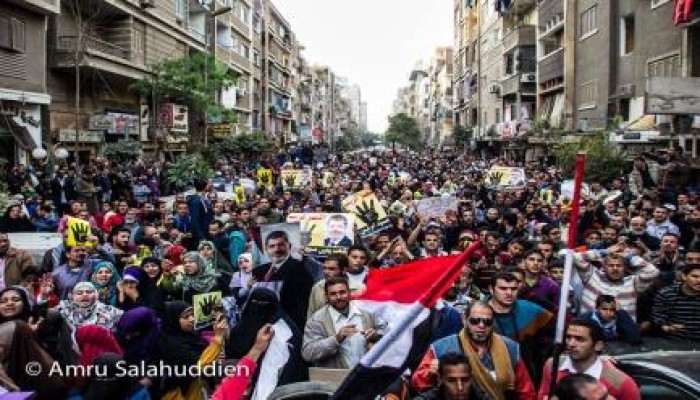 بالصور.. ثوار الهرم ينتفضون لعودة الشرعية كاملة في جمعة "الشعب يستكمل ثورته"