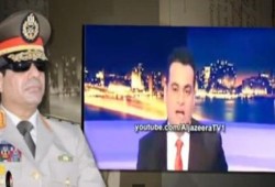 بالفيديو  مقدمة نارية لمذيع الجزيرة : السيسي النبى الجديد الذى ترقص من اجله النساء