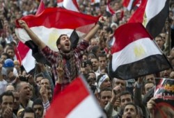 مجلة بريطانية: أموال الخليج أفشلت الثورة المصرية