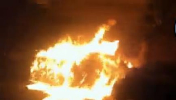 حركة إعدام بالاسماعيلية تحرق سيارتين مملوكتين لـ"لواء" متقاعد