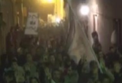 احرار مركز ههيا وقرية العدوة بالشرقية يواصلون مسيرتهم الليلية رغم انقطاع الكهرباء