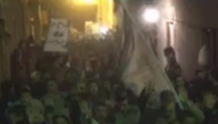 احرار مركز ههيا وقرية العدوة بالشرقية يواصلون مسيرتهم الليلية رغم انقطاع الكهرباء