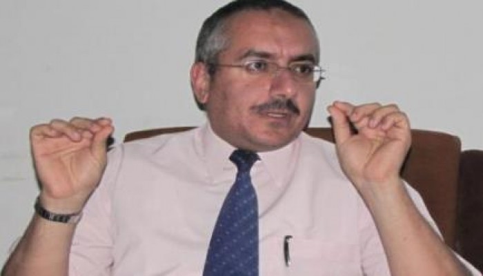 هيثم أبو خليل متسائلا: من قتل الضابط الذي شهد ضد مدير امن بورسعيد