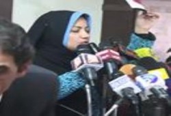 الإنقلاب يعذب مؤيديه .. سيدة : إبنى كان فى ‫‏تمرد‬ ودلوقتى "مرمى عريان" فى القسم 12 ساعة