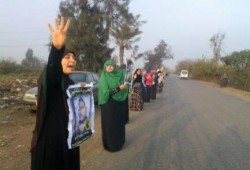 سلسلة نسائية فى بركة السبع ضد الانقلاب العسكرى