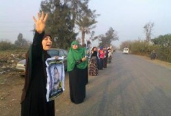 سلسلة نسائية فى بركة السبع ضد الانقلاب العسكرى