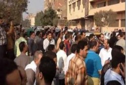 تواصل اعتصام عمال "إمبى" بالإسماعيلية وإدارة الشركة تهدد بتشريد العاملين