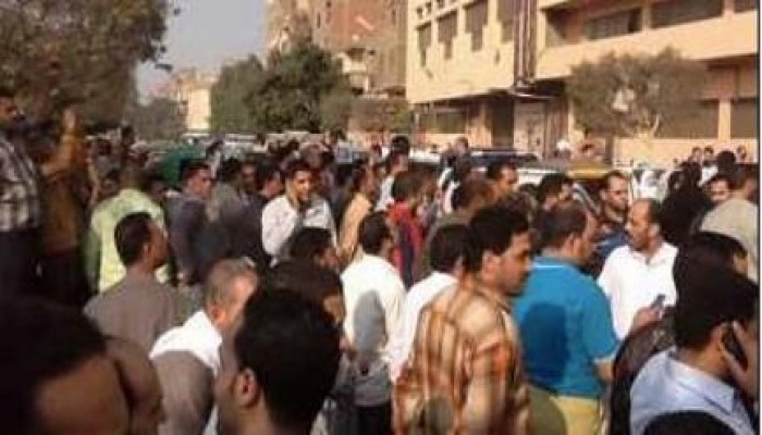 تواصل اعتصام عمال "إمبى" بالإسماعيلية وإدارة الشركة تهدد بتشريد العاملين