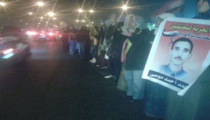 بالصور.. وقفة لرافضي الانقلاب العسكري بـ 6 أكتوبر