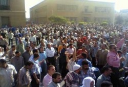 45 ألف عامل بالغزل والنسيج يشاركون في احتجاجات تطالب بحقوق مالية