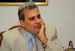 نصار الانقلابى ..  يعلن فصل 150 طالباً من المدينة الجامعية لمشاركتهم فى تظاهرات !