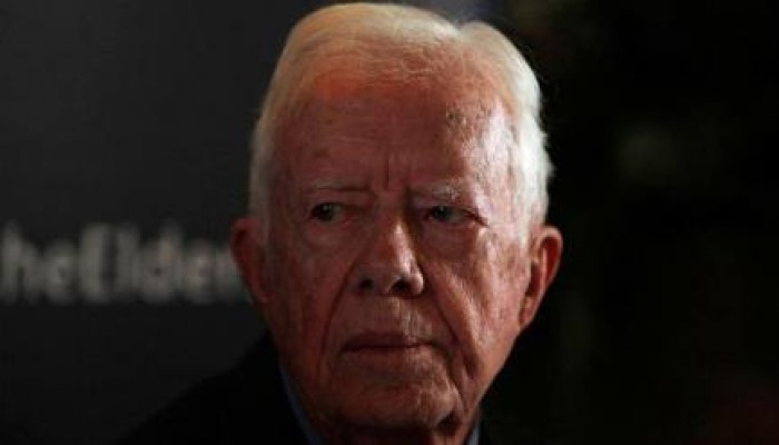 كارتر: مصر تعود لحكم عسكري أكثر تقييدا من نظام "مبارك" بعدما تم منح حصانة مطلقه للجيش