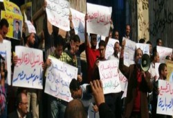صحفيون من أجل الإصلاح تندد ببدء محاكمة صحفيي الجزيرة وتعتبرها جريمة وضمن اجراءات المذبحة