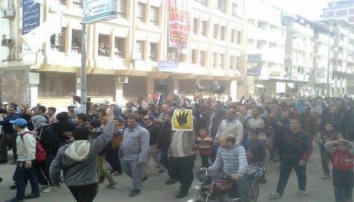 مسيرة حاشدة تجوب شوارع دمياط في جمعة "الشباب طليعة الثورة"