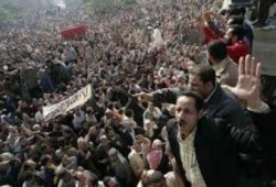 محافظات مصر تحت وطأة الإضرابات الفئوية وتظاهرات ثوار الشرعية