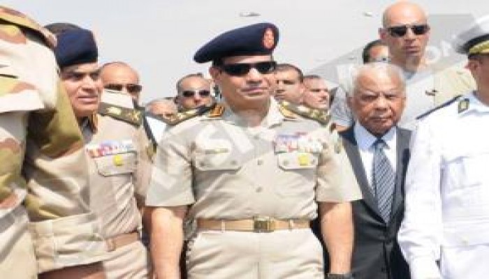 أيهما أحق بالإقالة ؟ البلياتشو أم الحاكم الحقيقي للبلاد ؟