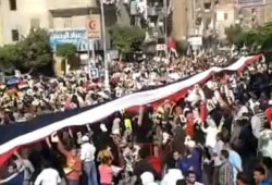 متظاهرو الإسماعيلية يهتفون:الحرية للطلاب الداخلية كلاب فى كلاب