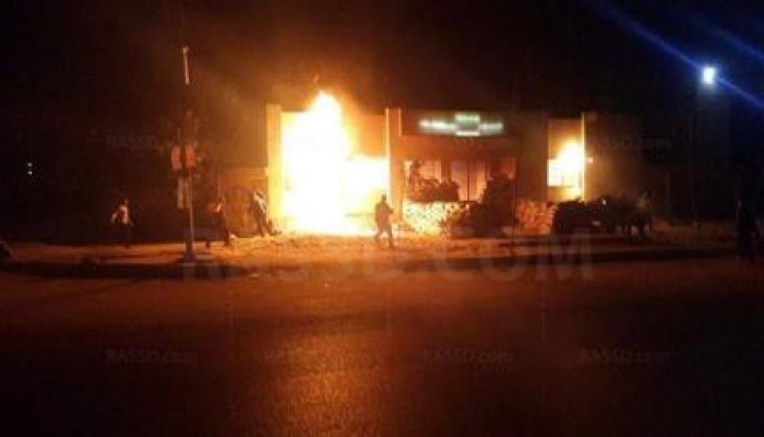 بالصور: مجهولون يضرمون النيران في نقطة زهراء مدينة نصر فجر اليوم