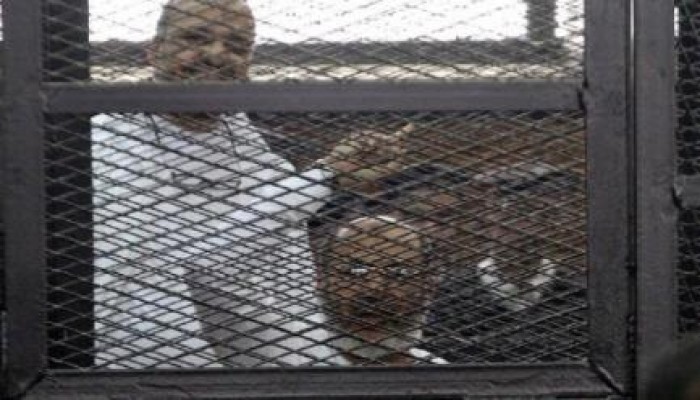 قضاء الانقلاب‬ يقرر وقف نظر قضية ما يسمى بـ "التخابر" لحين الفصل في طلب رد المحكمة