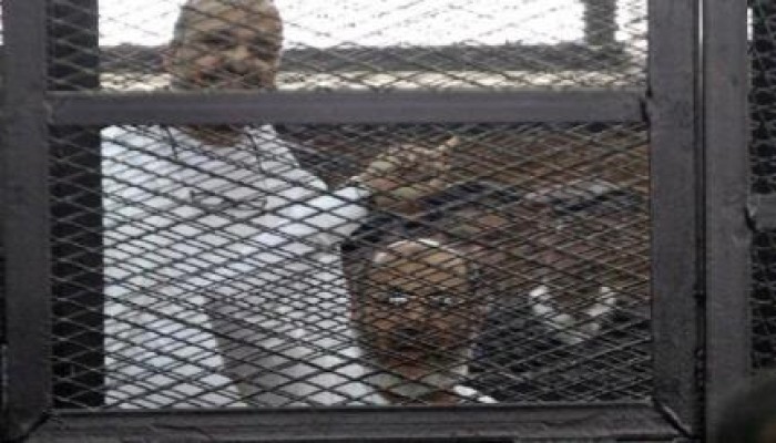 قضاء الانقلاب‬ يقرر وقف نظر قضية ما يسمى بـ "التخابر" لحين الفصل في طلب رد المحكمة