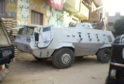 الأمن يلقى القبض علي زوجة ووالد وحما أحد ثوار الإسكندرية كـ"رهائن" لإجباره على تسليم نفسه