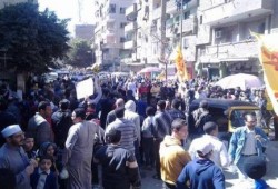 "لن يحكمنا الفسدة": مسيرة حاشدة لثوار بحدائق حلوان تنطلق عقب صلاة الجمعة من مسجد الهدي
