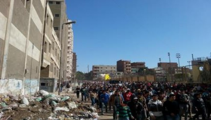 "لن يحكمنا الفسدة": ثوار عين شمس يهتفون: "لن تركع أمة قائدها محمد" (صور)