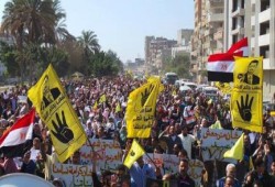 "لن يحكمنا الفسدة" صور من مسيرات الإسكندرية