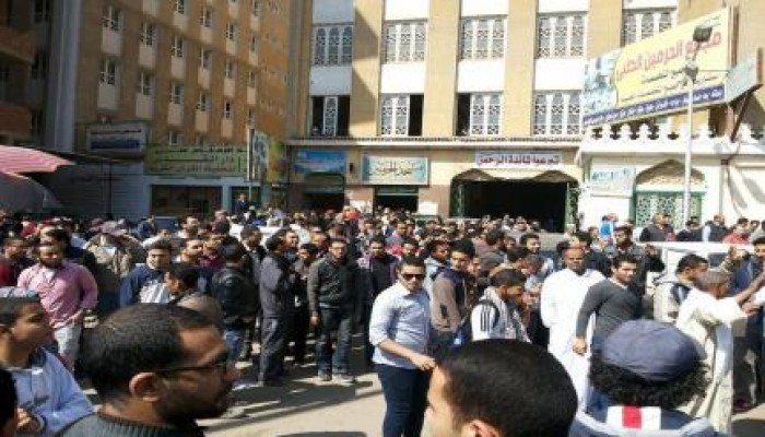 "لن يحكمنا الفسدة" متظاهرو الهرم يوجهون التحية لـ"صمود" الرئيس مرسى