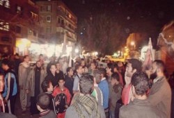 ‏"لن يحكمنا الفسدة‬": مسيرة مسائية بالتبين من مسجد الزهراء رفضا للإنقلاب (صور)