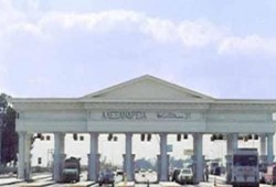 غليان فى قطاع النقل بالإسكندرية بعد رفع الجيش لرسوم عبور الطرق بنسبة 800%