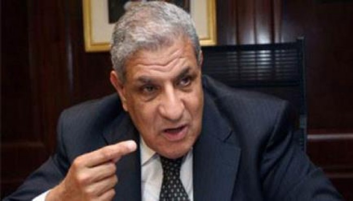 وزيرة بحكومة "محلب" الانقلابية لا تمانع عمل المصريات "خادمات" بالخارج!!