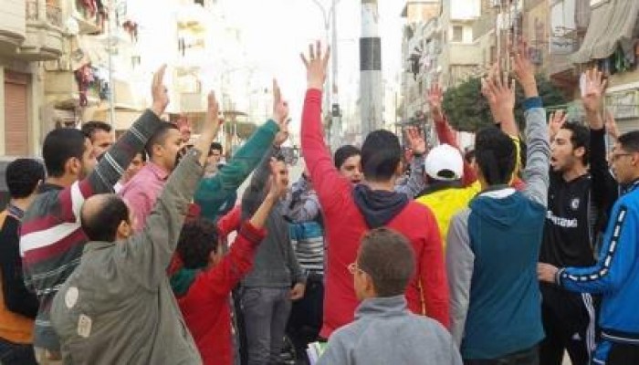 وقفة  لأولتراس مكملين بالدقهلية  رفضا للانقلاب