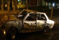 مجهولون يضرمون النيران في سيارة ضابط شرطة بالمنيا