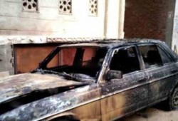 مجهولون يشعلون النيران بسيارة شقيق مجدى عاشور بالزقازيق